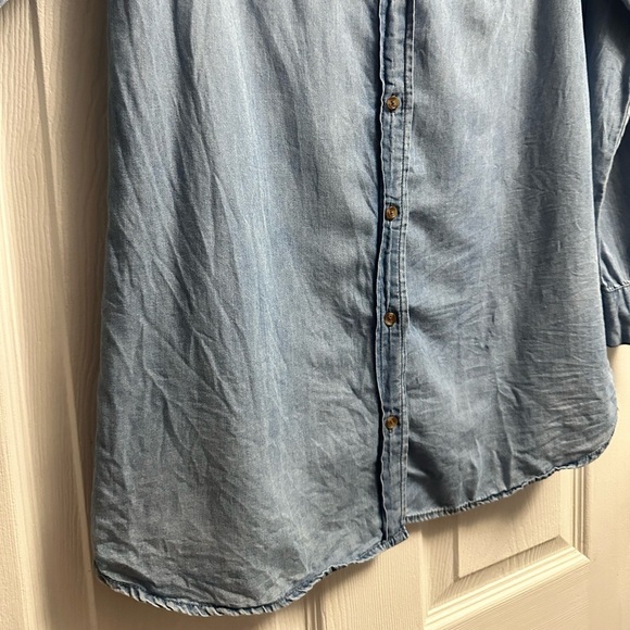 Jade & Ivory Denim Shirt Size M - Picture 4 of 6